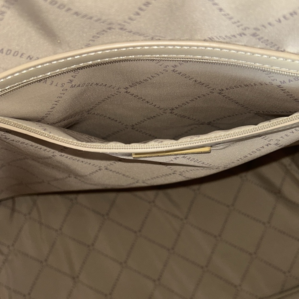 Steve Madden Tennis Bag - Picture 12 of 15